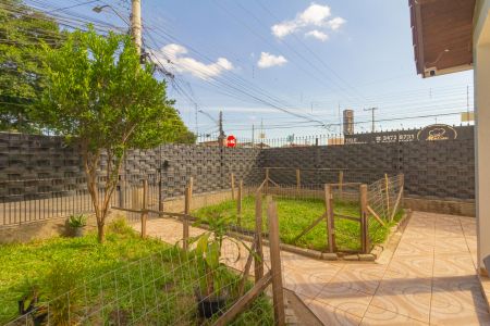 Casa à venda com 104m², 3 quartos e 3 vagasJardim