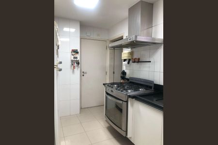 Apartamento à venda com 221m², 4 quartos e 4 vagas