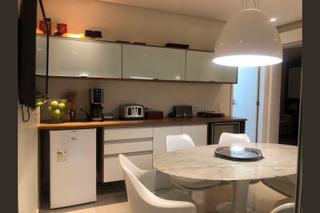 Apartamento à venda com 221m², 4 quartos e 4 vagas