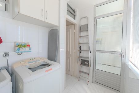 Área de Serviço de apartamento para alugar com 4 quartos, 136m² em Consolação, São Paulo