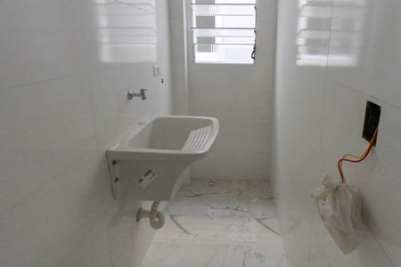 Apartamento à venda com 35m², 2 quartos e sem vaga Apartamento à venda com 35m², 2 quartos e sem vagaÁrea de Serviço