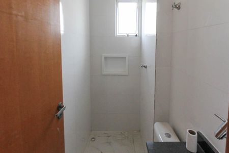 Apartamento à venda com 35m², 2 quartos e sem vaga Apartamento à venda com 35m², 2 quartos e sem vagaBanheiro