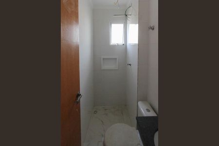 Apartamento à venda com 35m², 2 quartos e sem vaga Apartamento à venda com 35m², 2 quartos e sem vagaBanheiro