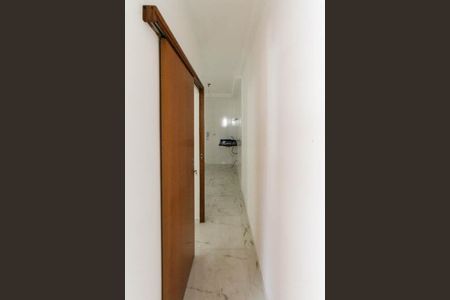 Apartamento à venda com 35m², 2 quartos e sem vaga Apartamento à venda com 35m², 2 quartos e sem vagaCorredor