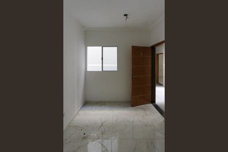 Apartamento à venda com 35m², 2 quartos e sem vaga Apartamento à venda com 35m², 2 quartos e sem vagaSala e Cozinha