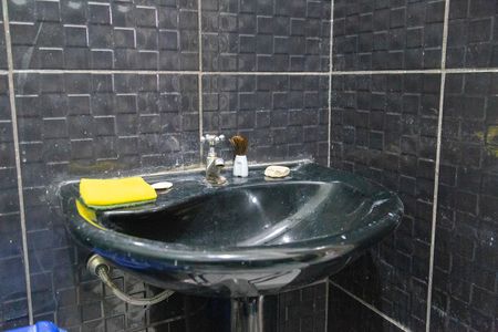 Casa à venda com 255m², 5 quartos e 3 vagasBanheiro - Casa 2