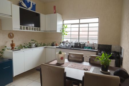 Casa à venda com 255m², 5 quartos e 3 vagasCozinha - Casa 2