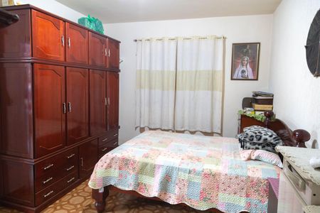 Casa à venda com 255m², 5 quartos e 3 vagasSuíte - Casa 1