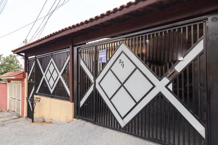 Casa à venda com 255m², 5 quartos e 3 vagasFachada