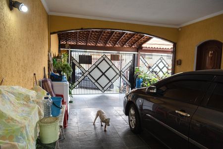 Casa à venda com 255m², 5 quartos e 3 vagasGaragem