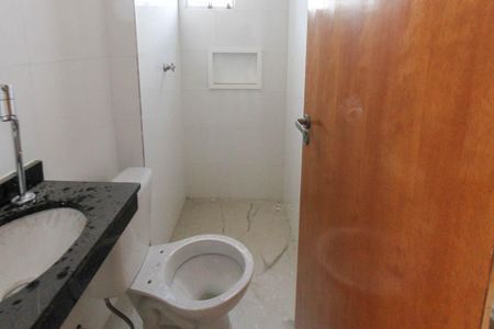 Apartamento à venda com 35m², 2 quartos e sem vaga Apartamento à venda com 35m², 2 quartos e sem vagaBanheiro