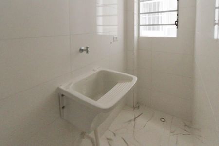 Apartamento à venda com 35m², 2 quartos e sem vagaÁrea Serviço