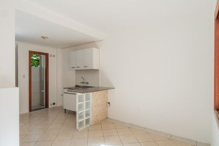 Casa de condomínio para alugar com 64m², 2 quartos e 1 vaga Casa de condomínio para alugar com 64m², 2 quartos e 1 vagaSala