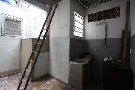 Casa de condomínio à venda com 100m², 3 quartos e sem vagaÁrea de Serviço