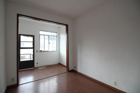 Casa de condomínio à venda com 100m², 3 quartos e sem vagaSala