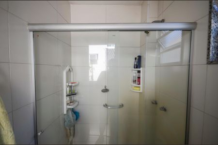 Casa à venda com 320m², 6 quartos e 1 vagaBanheiro de serviço