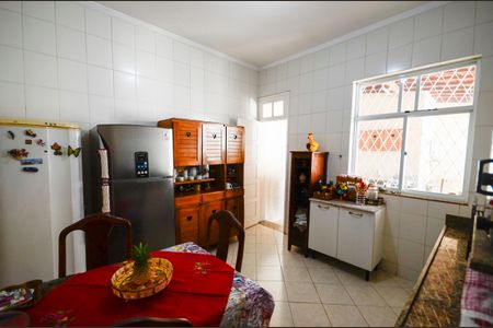 Casa à venda com 320m², 6 quartos e 1 vagaCozinha 1