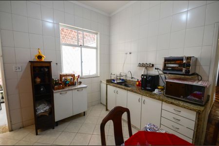 Casa à venda com 320m², 6 quartos e 1 vagaCozinha 1
