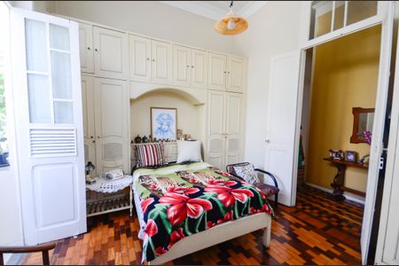 Casa à venda com 320m², 6 quartos e 1 vagaQuarto 4