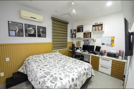 Casa à venda com 320m², 6 quartos e 1 vagaSuíte