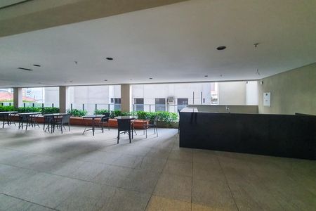 Apartamento à venda com 42m², 1 quarto e 1 vaga Apartamento à venda com 42m², 1 quarto e 1 vagaÁrea comum - Salão de festas