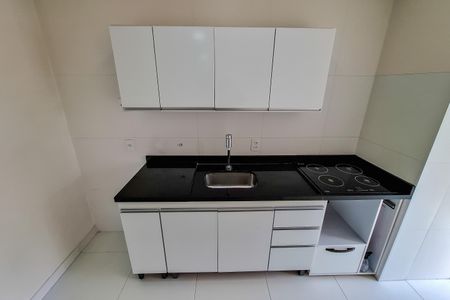 Apartamento à venda com 42m², 1 quarto e 1 vaga Apartamento à venda com 42m², 1 quarto e 1 vagaCozinha