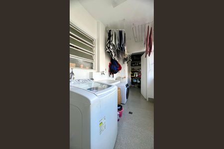 Apartamento para alugar com 140m², 3 quartos e 1 vaga Apartamento para alugar com 140m², 3 quartos e 1 vagaÁrea de Serviço