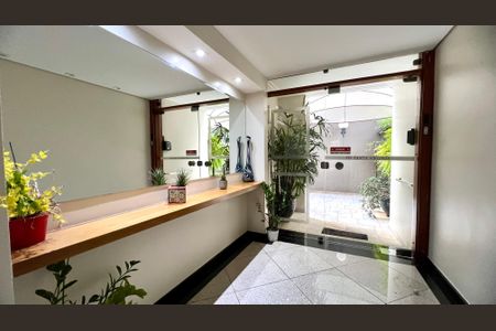 Apartamento para alugar com 140m², 3 quartos e 1 vaga Apartamento para alugar com 140m², 3 quartos e 1 vagaHall de entrada