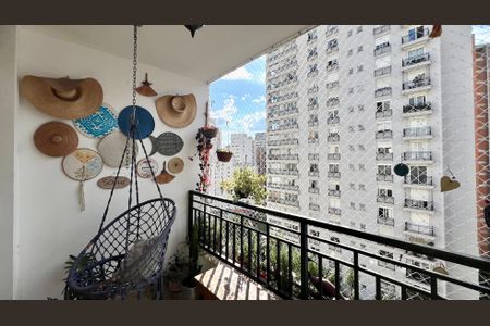 Apartamento para alugar com 140m², 3 quartos e 1 vaga Apartamento para alugar com 140m², 3 quartos e 1 vagaSacada