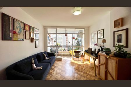 Apartamento para alugar com 140m², 3 quartos e 1 vaga Apartamento para alugar com 140m², 3 quartos e 1 vagaSala