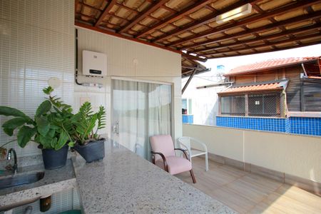 Apartamento à venda com 140m², 3 quartos e 2 vagasCobertura