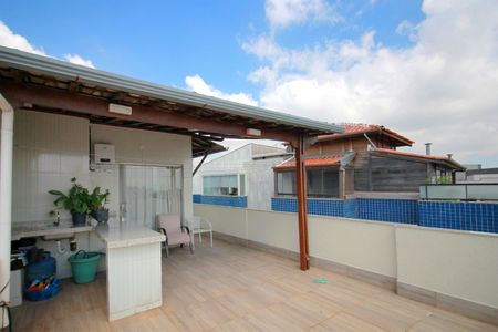 Apartamento à venda com 140m², 3 quartos e 2 vagasCobertura