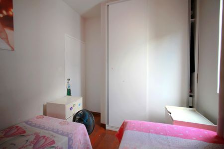 Apartamento à venda com 140m², 3 quartos e 2 vagasQuarto 1