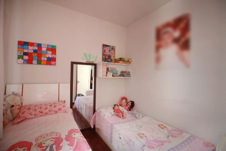 Apartamento à venda com 140m², 3 quartos e 2 vagasQuarto 1