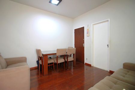 Apartamento à venda com 140m², 3 quartos e 2 vagasSala