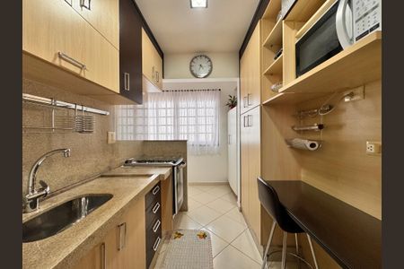 Apartamento à venda com 202m², 2 quartos e 2 vagasCozinha