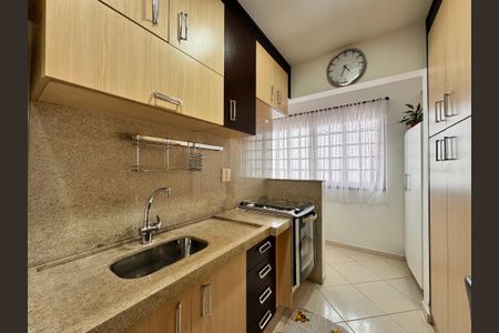 Apartamento à venda com 202m², 2 quartos e 2 vagasCozinha