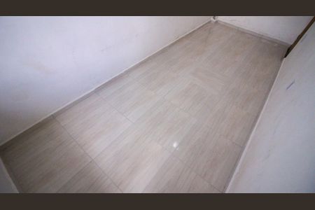Quarto de apartamento para alugar com 2 quartos, 25m² em Vila Industrial, São Paulo
