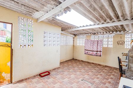 Casa à venda com 115m², 3 quartos e 2 vagas Casa à venda com 115m², 3 quartos e 2 vagasÁrea de serviço e churrasqueira