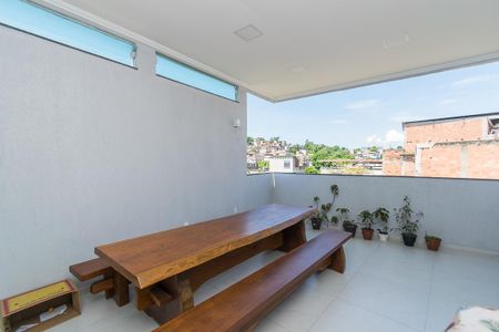 Casa à venda com 400m², 4 quartos e 2 vagasÁrea de Serviço