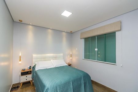 Casa à venda com 400m², 4 quartos e 2 vagasQuarto 3 Suíte 1