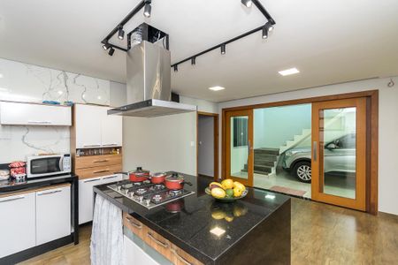 Casa à venda com 400m², 4 quartos e 2 vagasCozinha