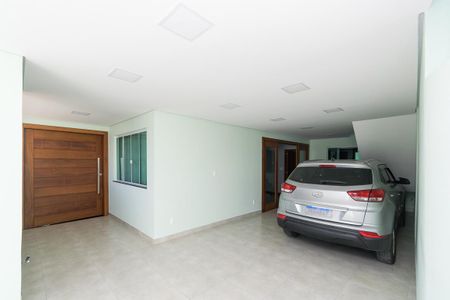 Casa à venda com 400m², 4 quartos e 2 vagasGaragem