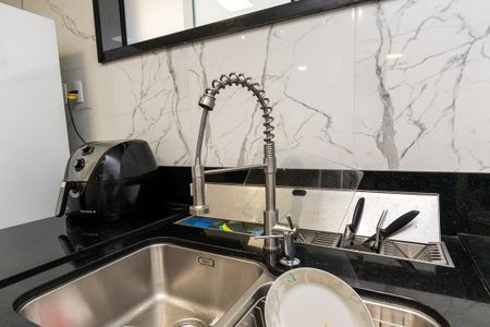 Casa à venda com 400m², 4 quartos e 2 vagasCozinha - Torneira