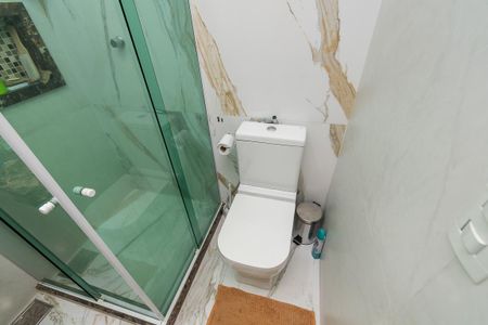 Casa à venda com 400m², 4 quartos e 2 vagasBanheiro da Suíte 1