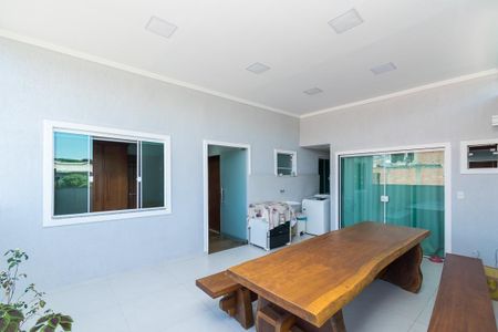 Casa à venda com 400m², 4 quartos e 2 vagasÁrea de Serviço