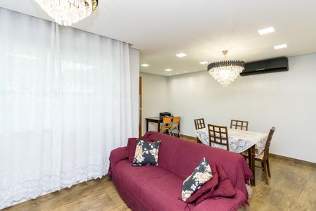 Casa à venda com 400m², 4 quartos e 2 vagasSala