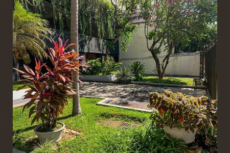 Apartamento à venda com 70m², 2 quartos e 1 vaga