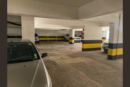 Apartamento à venda com 70m², 2 quartos e 1 vaga