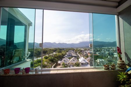 Apartamento à venda com 106m², 2 quartos e 1 vagacozinha/ cobertura